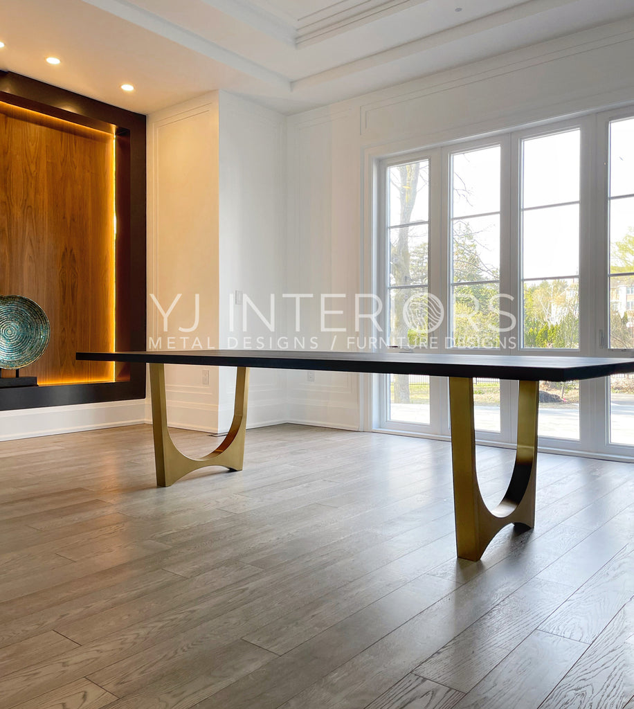 carbon-black-ash-brass-tunnel-table