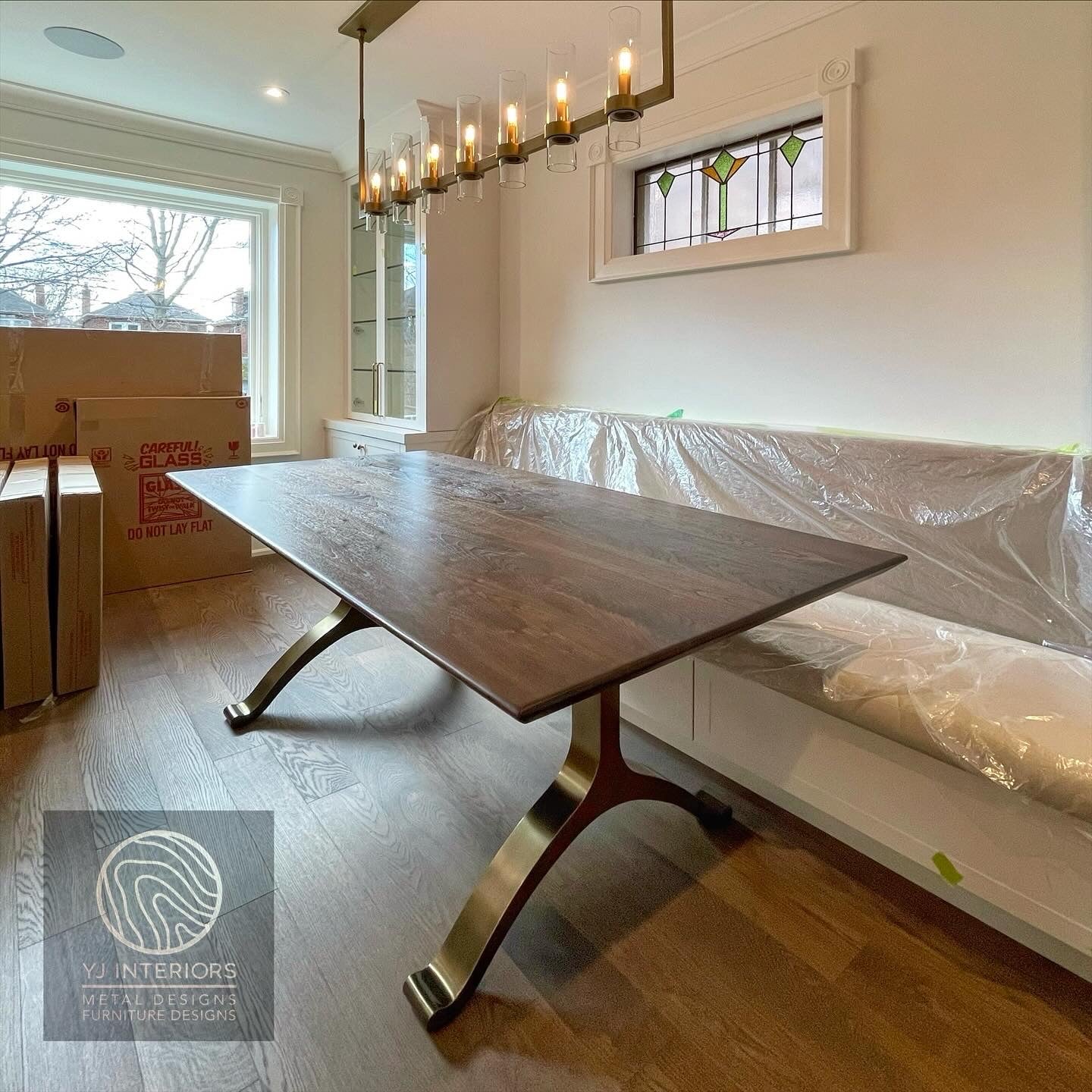 bronze-wishbone-table-legs