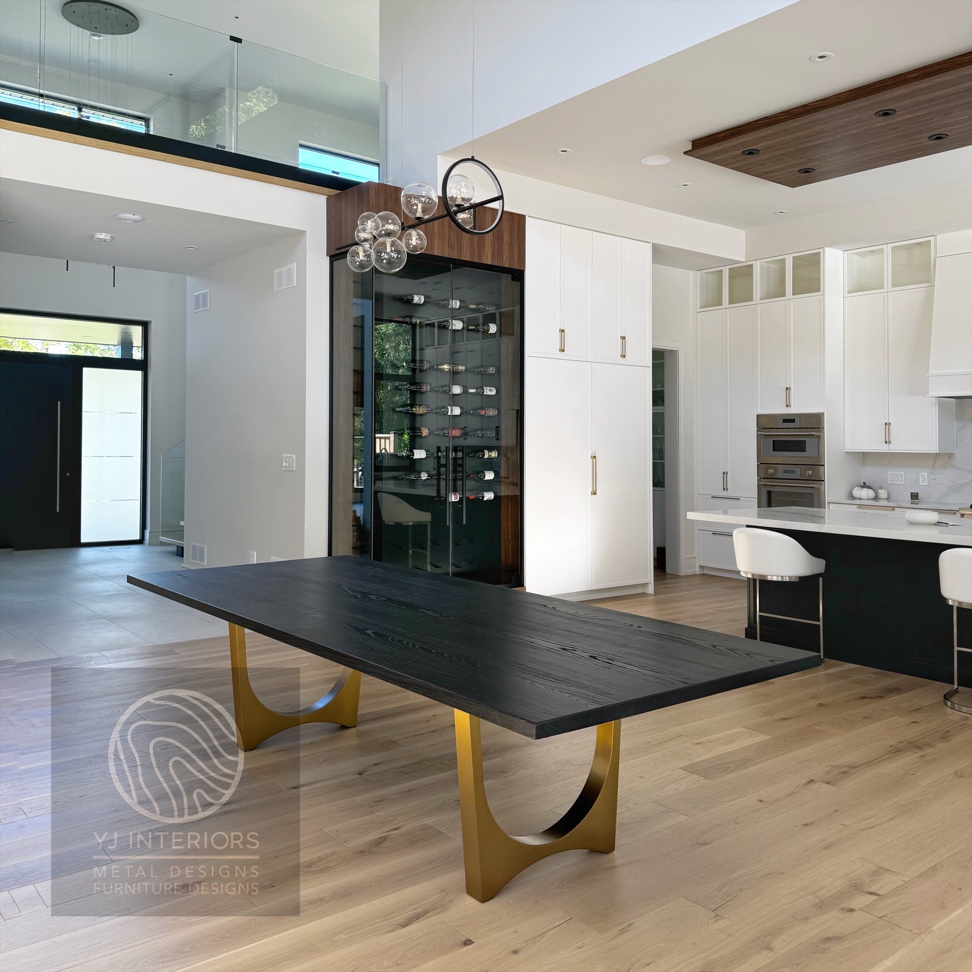 Carbon Black Ash Tunnel Table