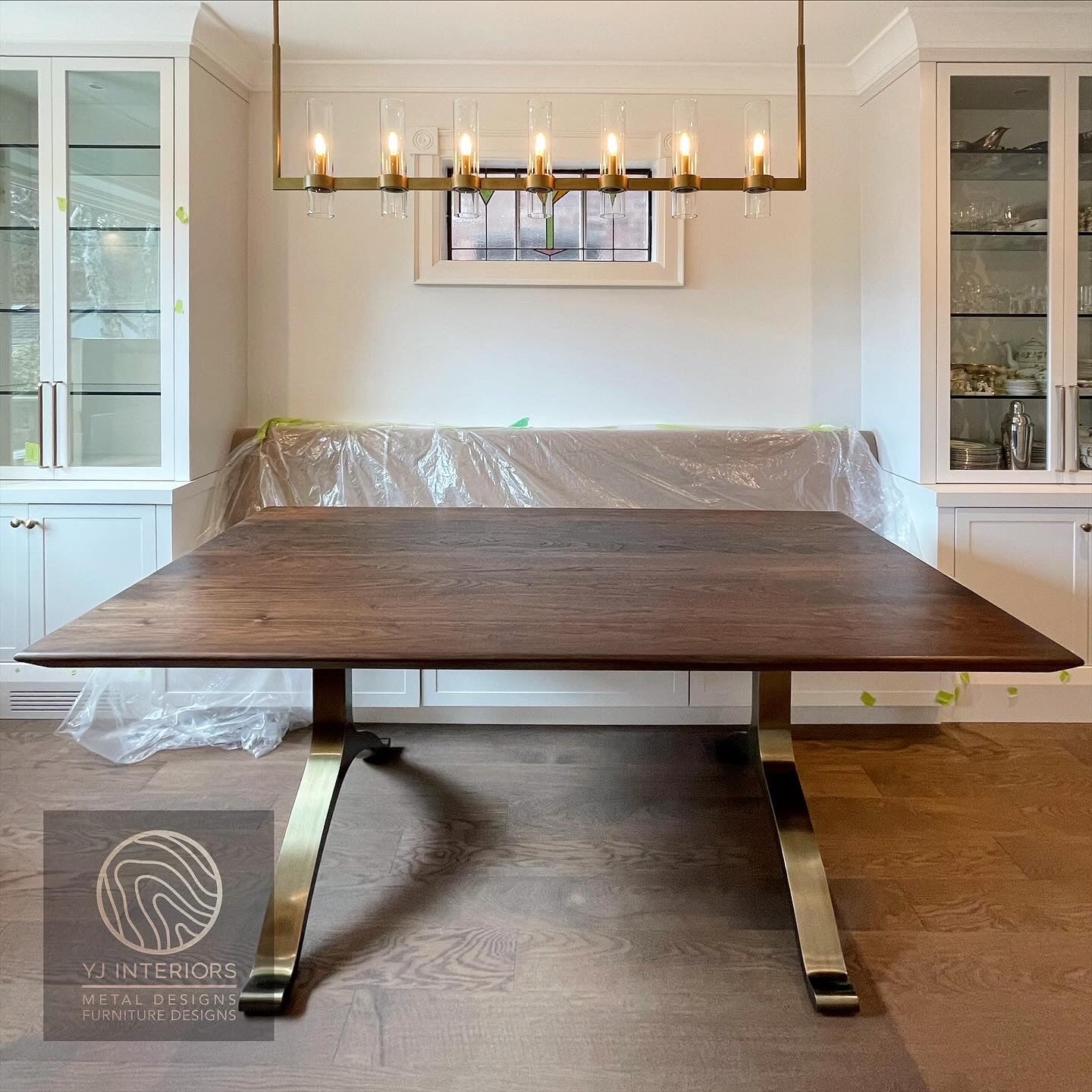 bronze-wishbone-table-legs