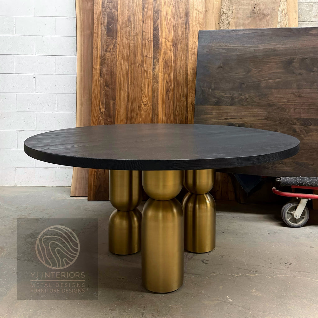 Round Piper Carbon Black Brass Table