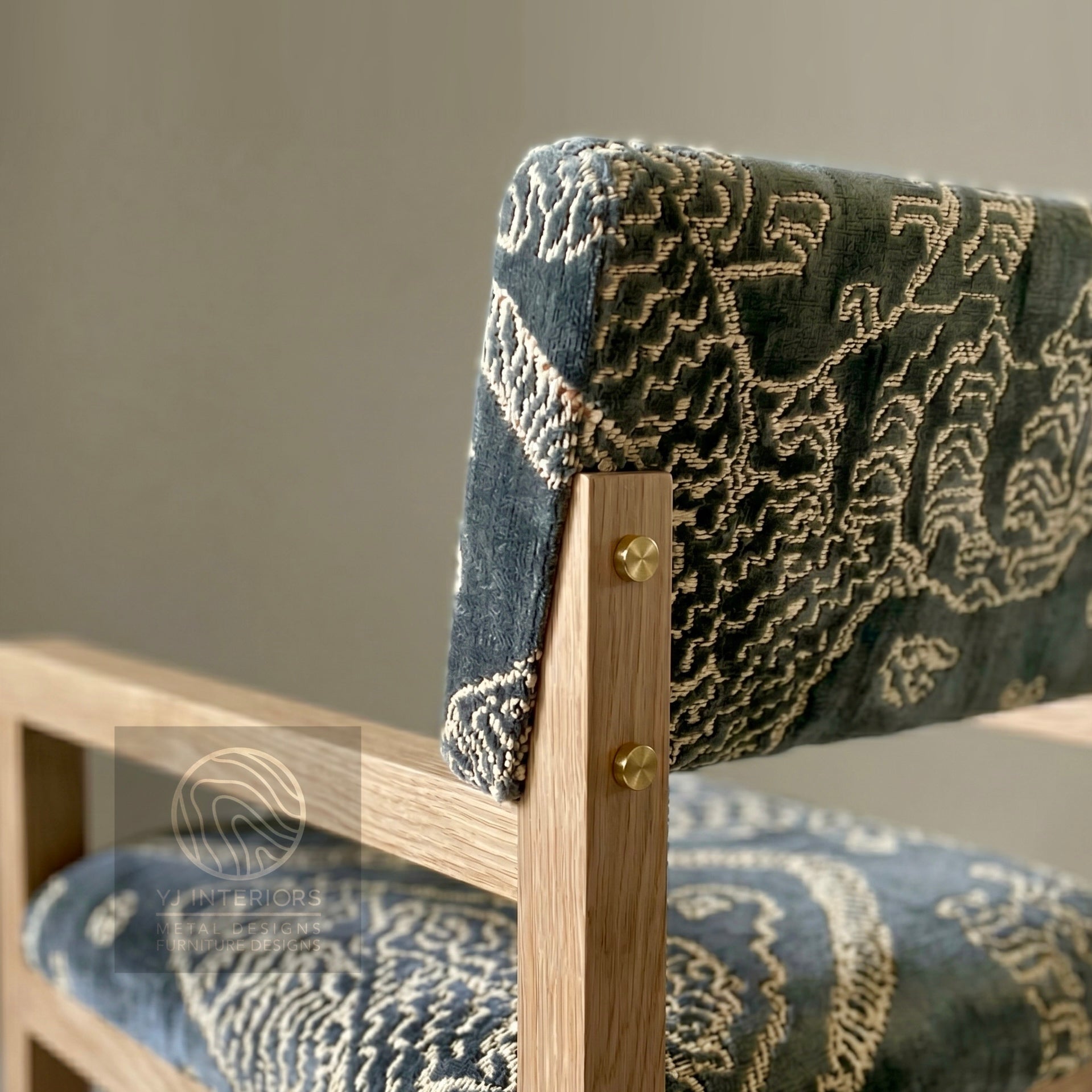 The Ren Dining Chair with Arms (COM)