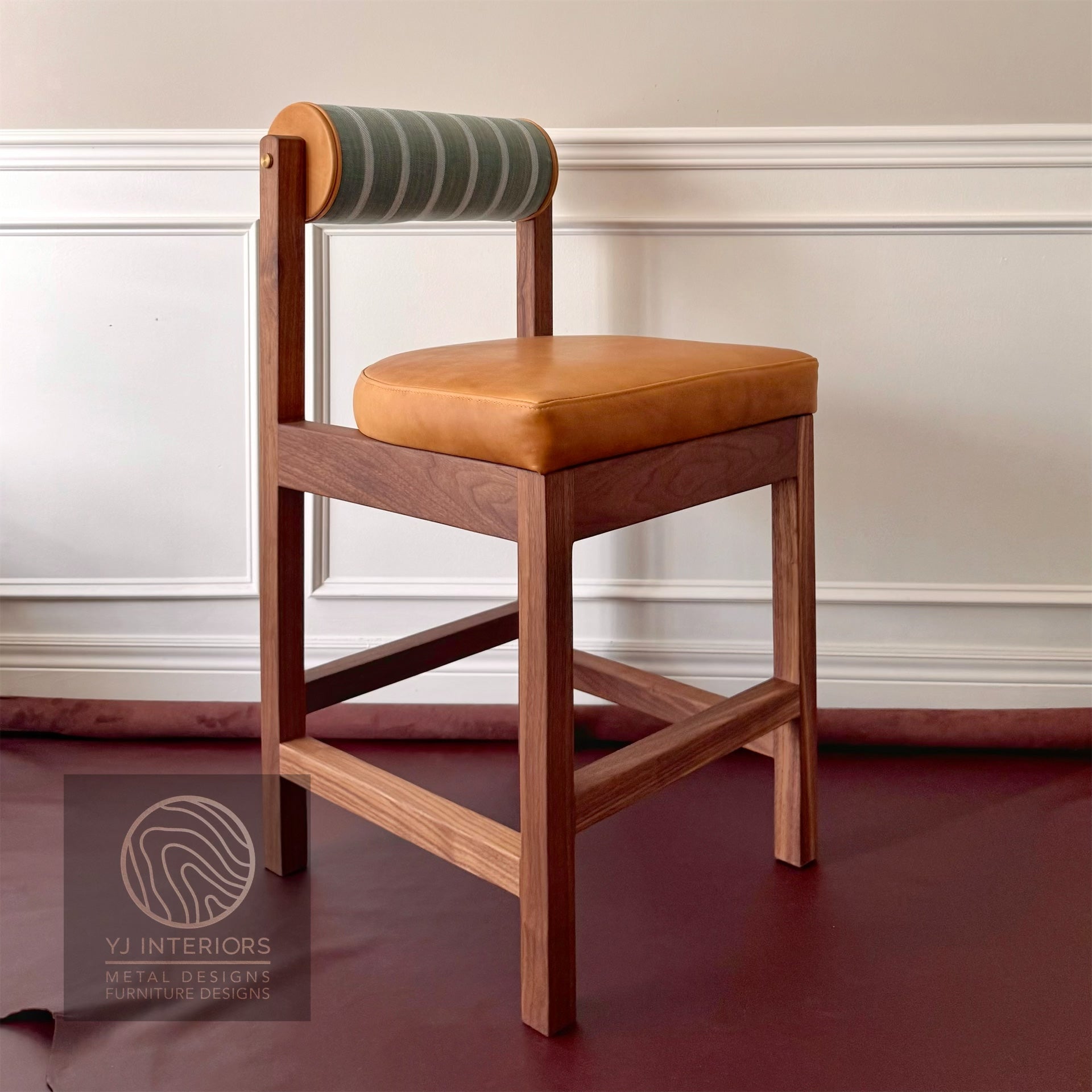 Rody bolster tk stool sheepskin