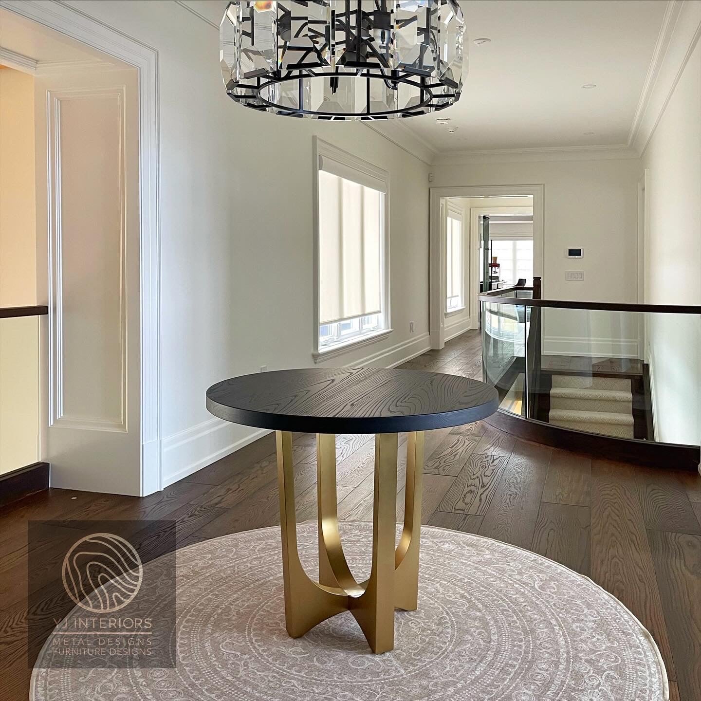 Round Carbon Black Brass Quad Tunnel Table