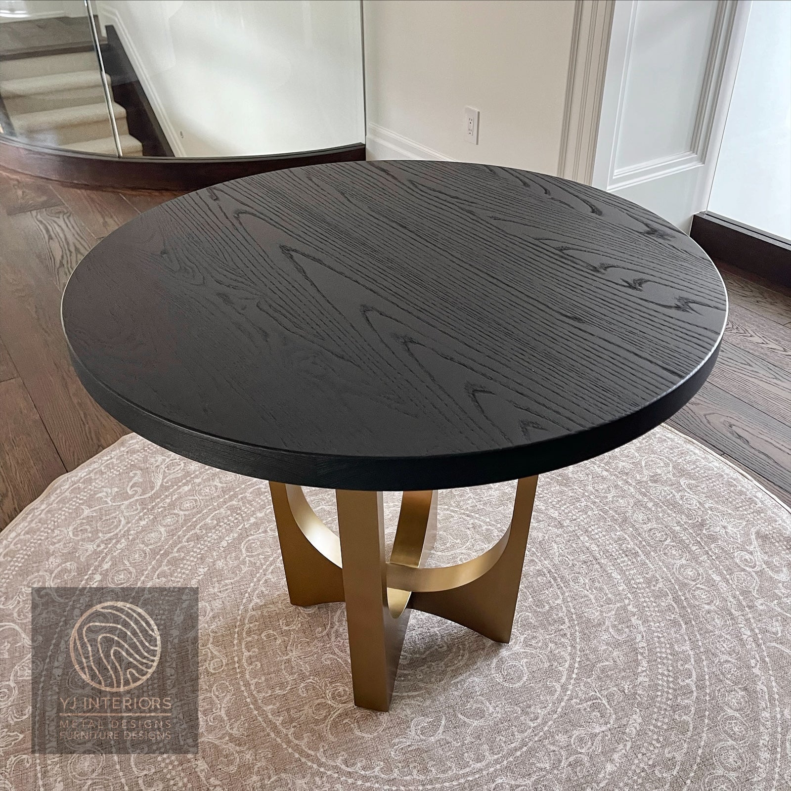 Round Carbon Black Brass Quad Tunnel Table