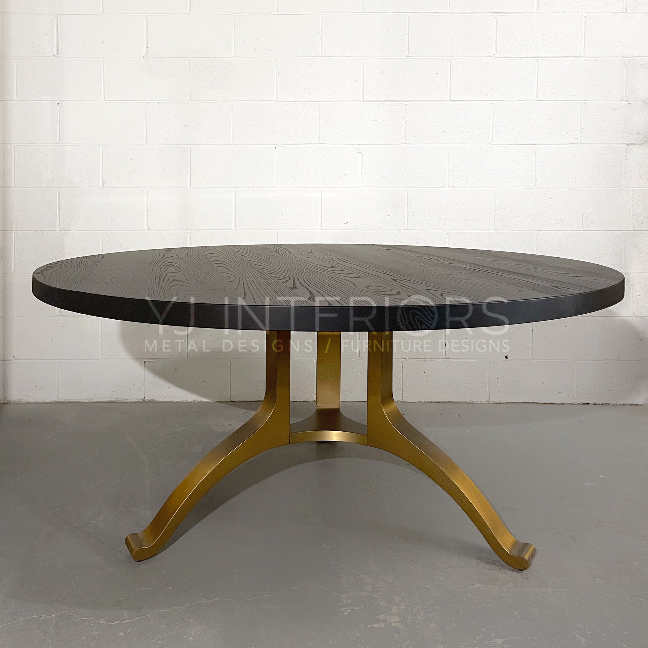 tripod-wishbone-table-bbdw