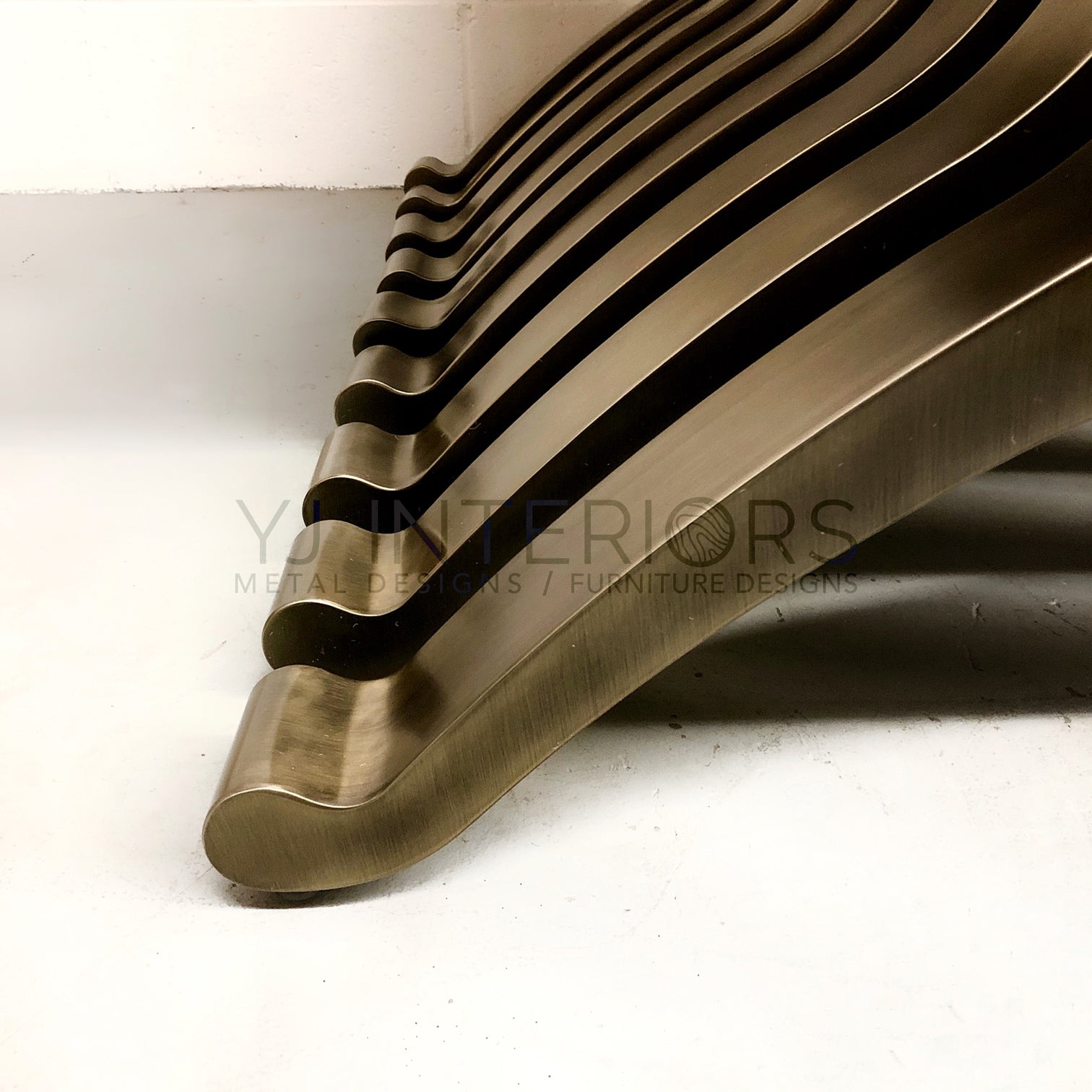 bronze-wishbone-table-legs