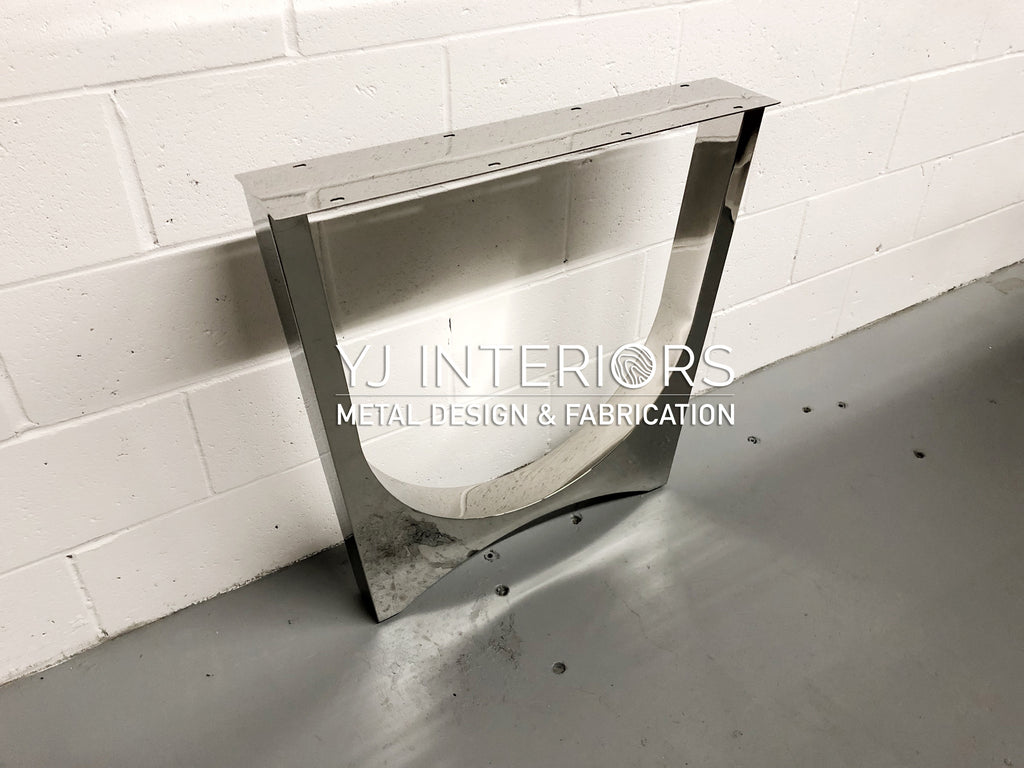 chrome-tunnel-table-legs