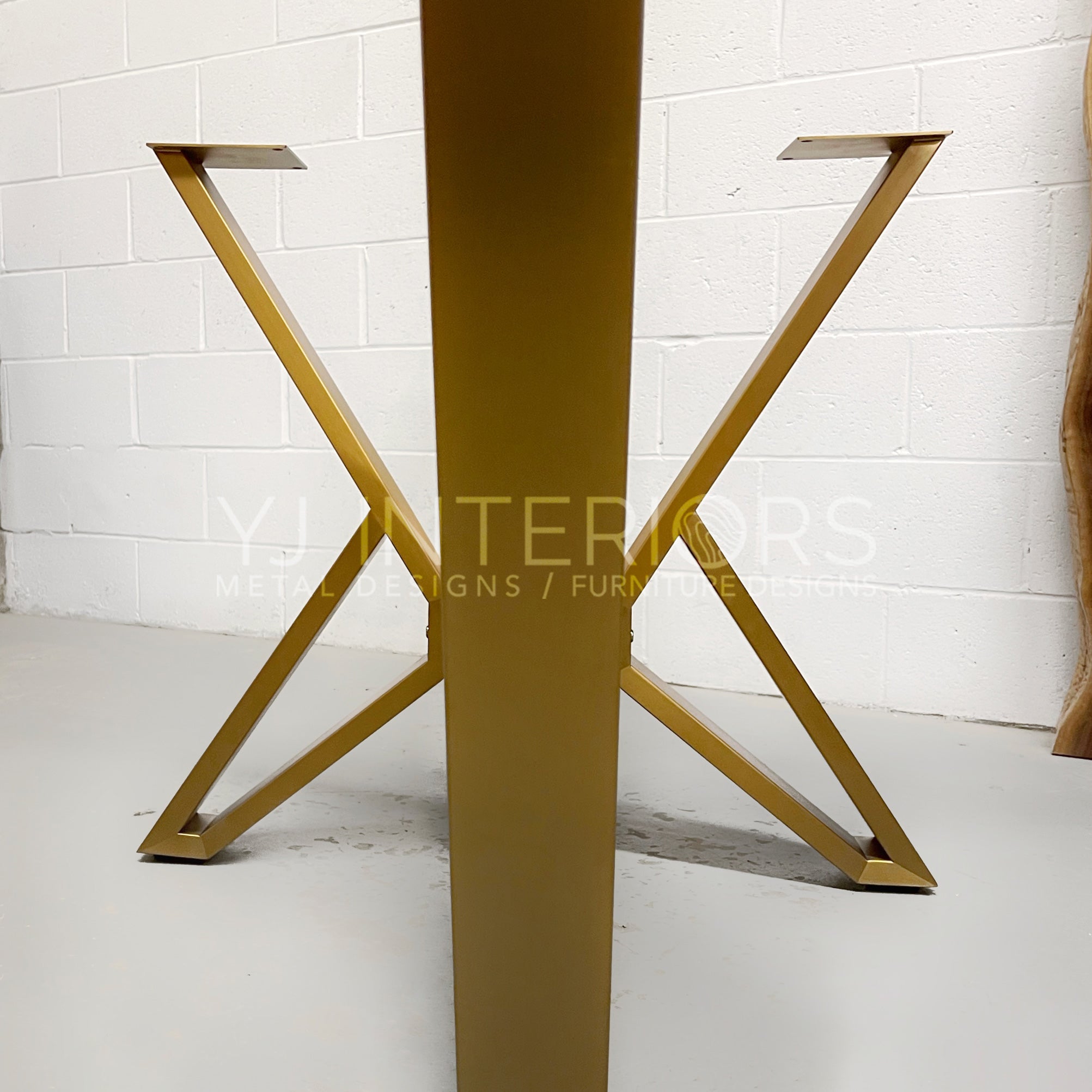 The Drac Satin Brushed Brass Base