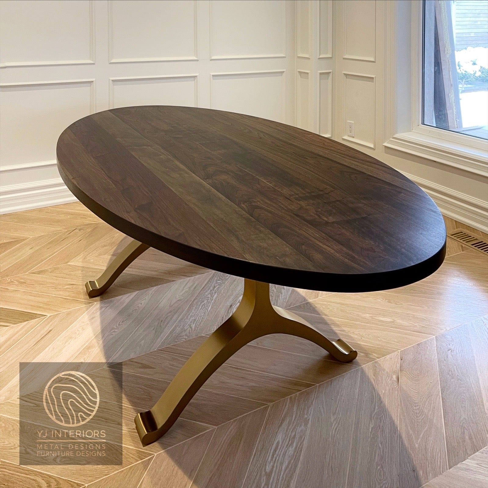 oval bronze wishbone dining table