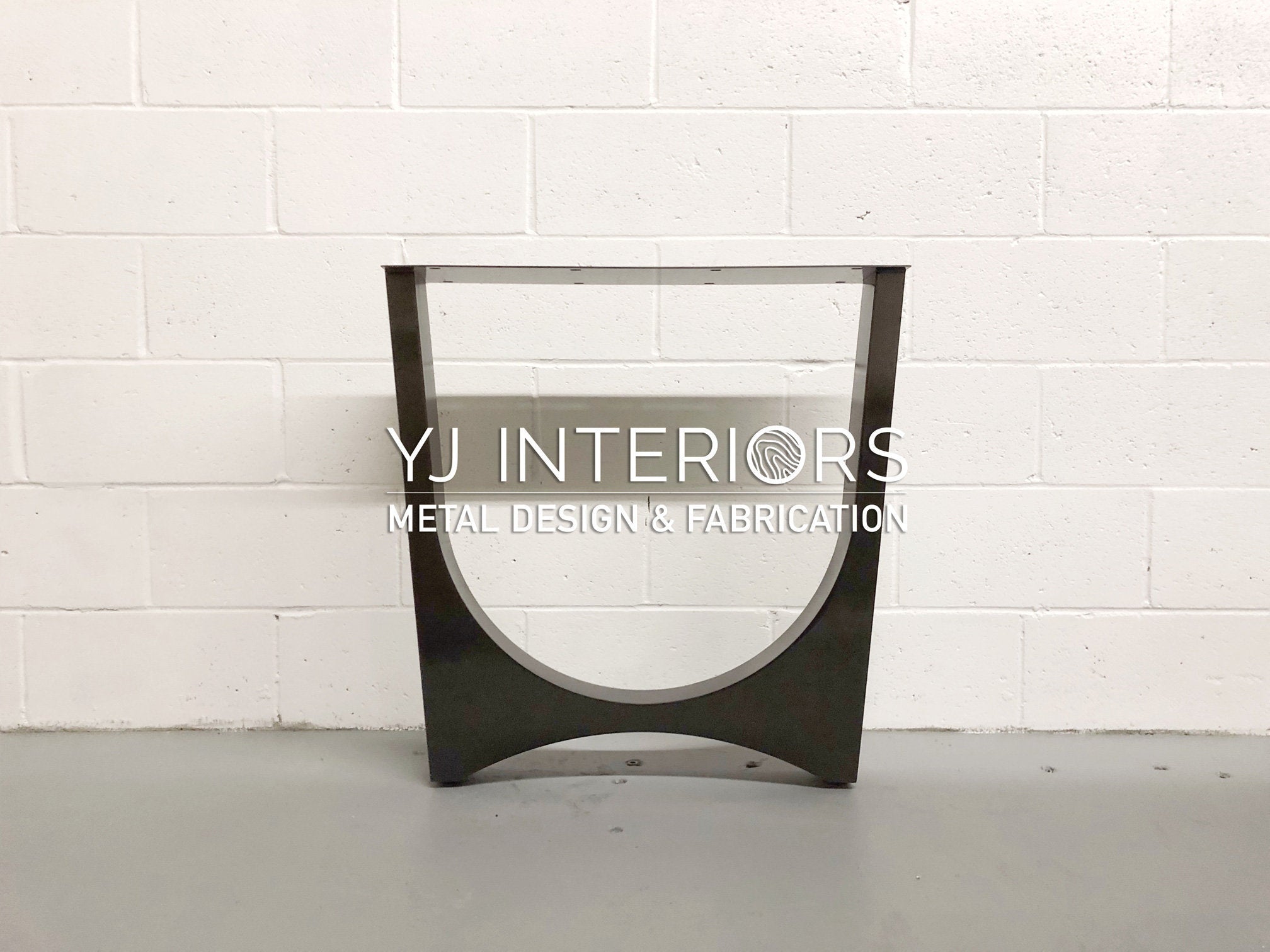 blackened-steel-tunnel-metal-table-legs