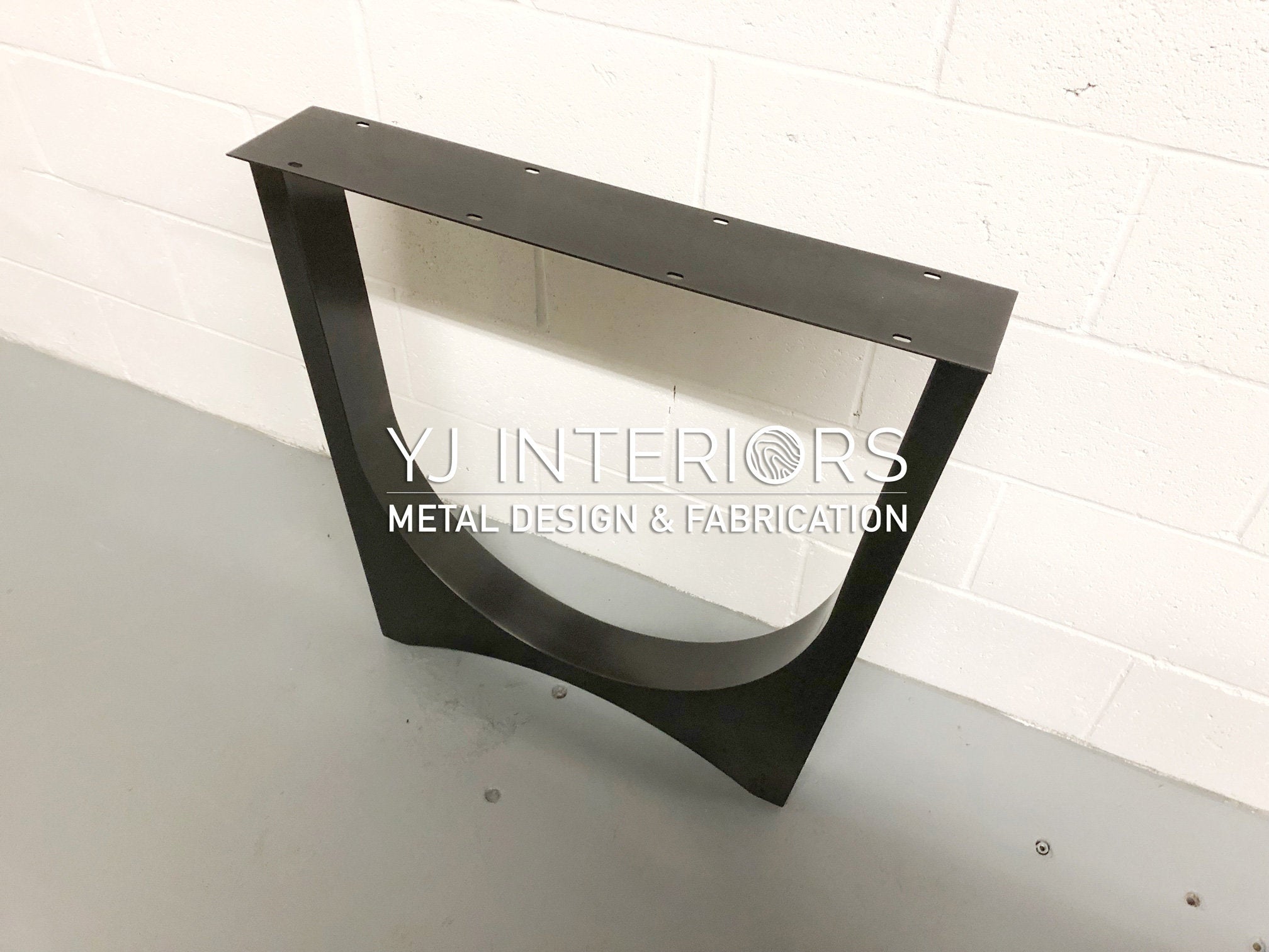 blackened-steel-tunnel-metal-table-legs