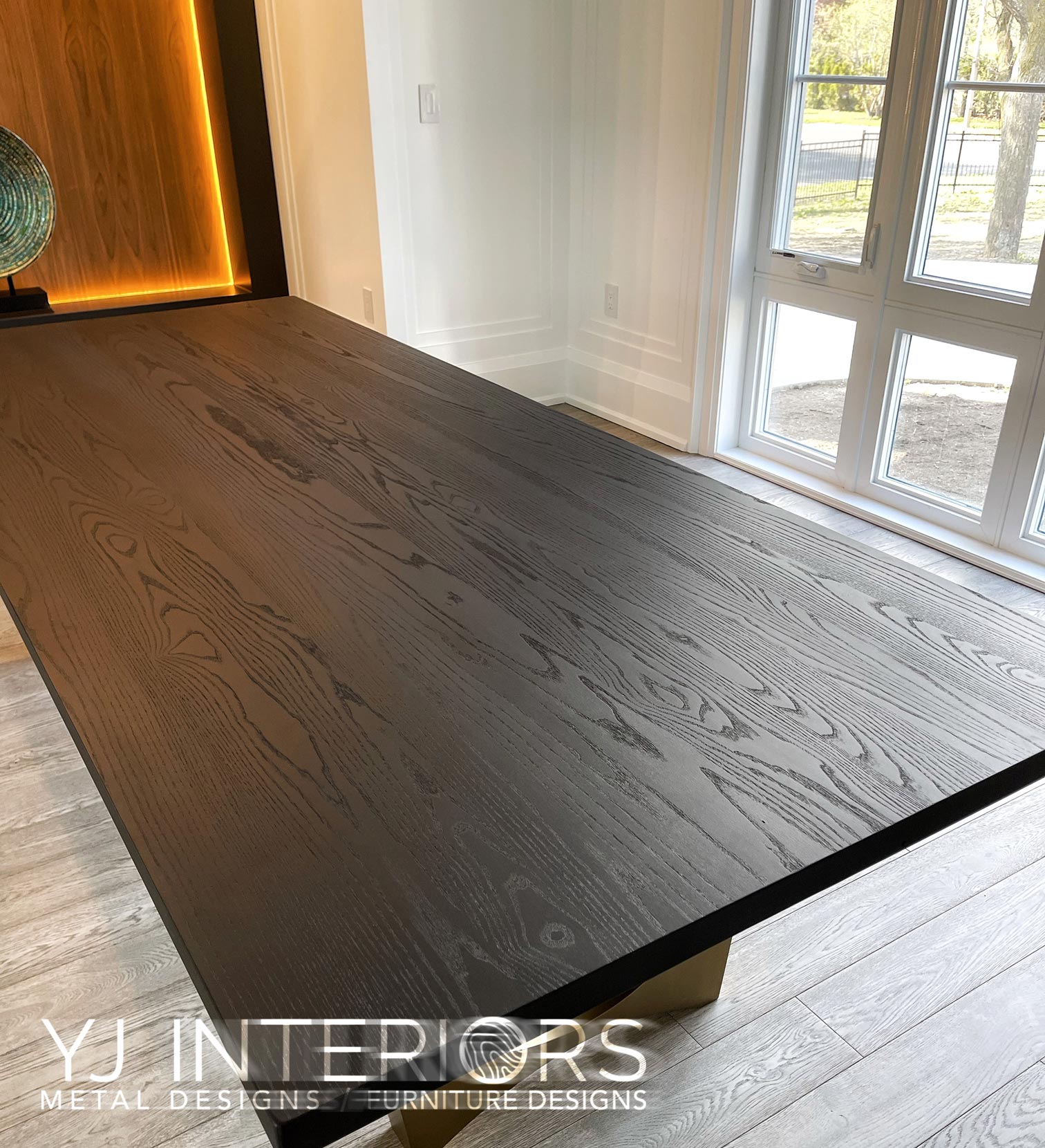carbon-black-ash-brass-tunnel-table