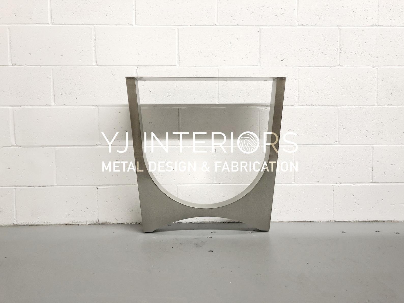 tunnel-brushed-stainless-steel-legs